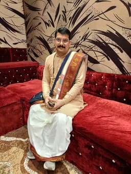 Jaatak Devesh shastri